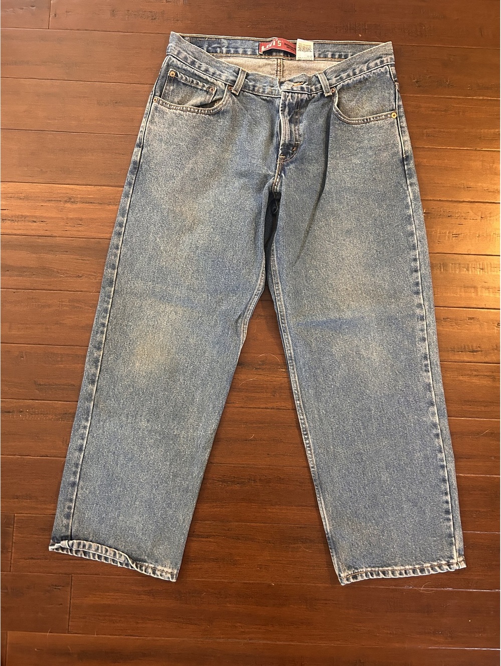 Levi's 550 Relaxed Fit Men's Jeans Size 33x28 Light Blue Denim